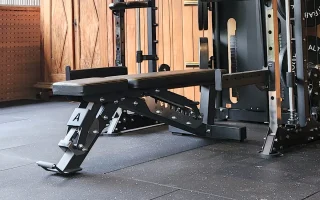 Home Gym Essentials: Mengapa Bench Beban adalah Inti dari Setup Anda