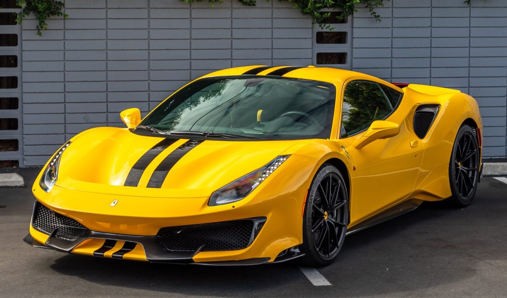 Ferrari 488 Pista: Kecepatan dan Elegansi di Ist-Pasion