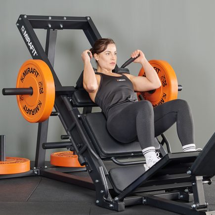 Hack Squat Machine: Menargetkan Otot Tubuh Bagian Bawah dengan Efektif