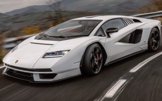 Lamborghini Countach LPI 800-4: Supercar Legendaris dengan Sentuhan Modern